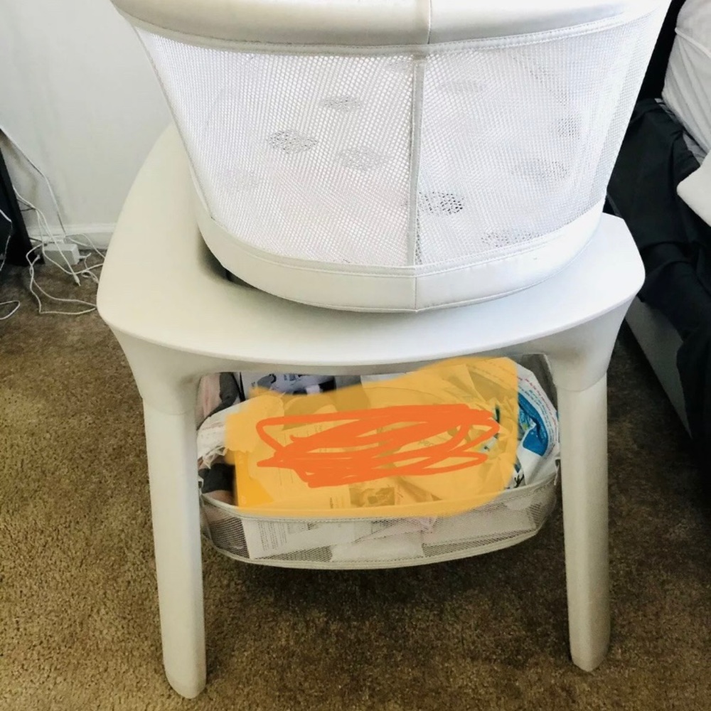 4 moms bassinet - Picture 4 of 7
